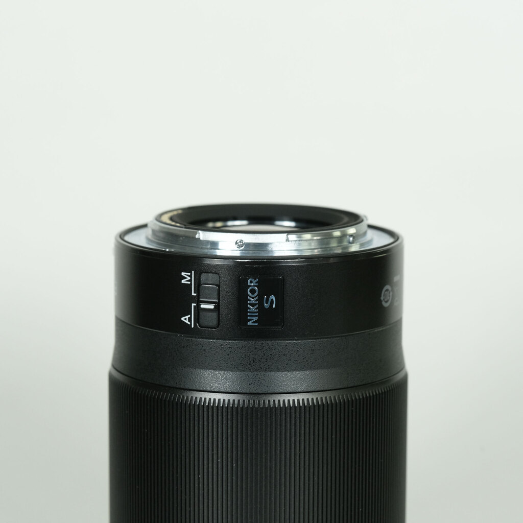 Nikon NIKKOR Z 85mm f/1.8 S Nikon NIKKOR Z 85mm f/1.8 S