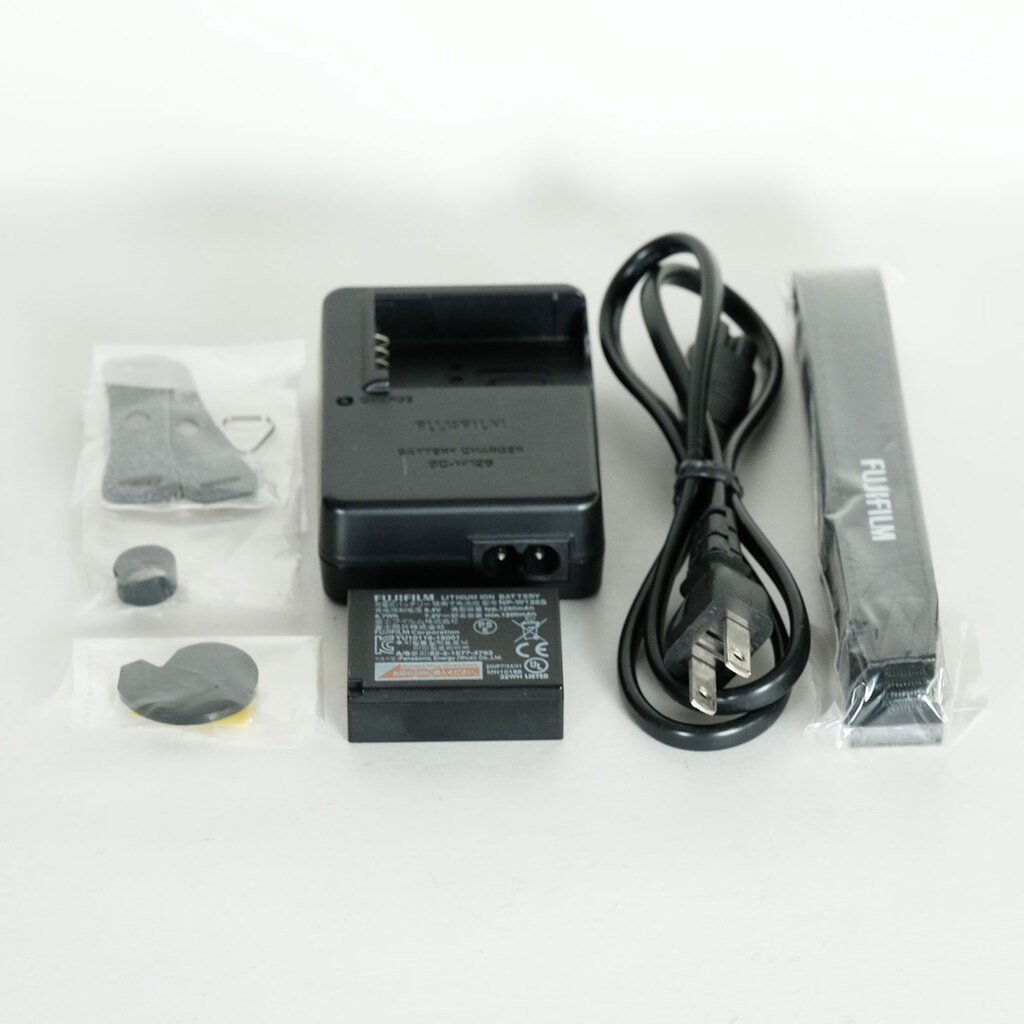 FUJIFILM X-T30の出品 | ONE SCENE（ワンシーン）