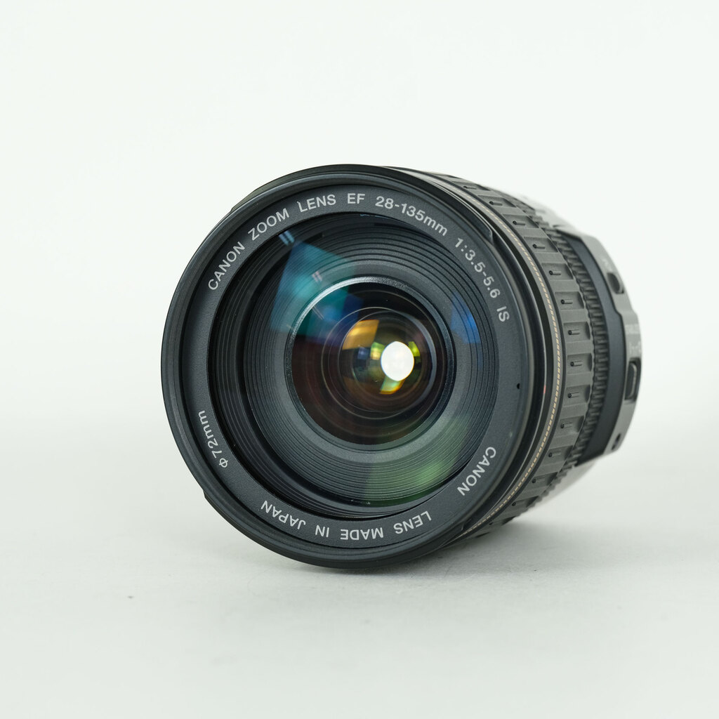 Canon EF28-135mm F3.5-5.6 IS USM