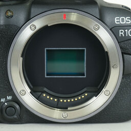Canon EOS R10