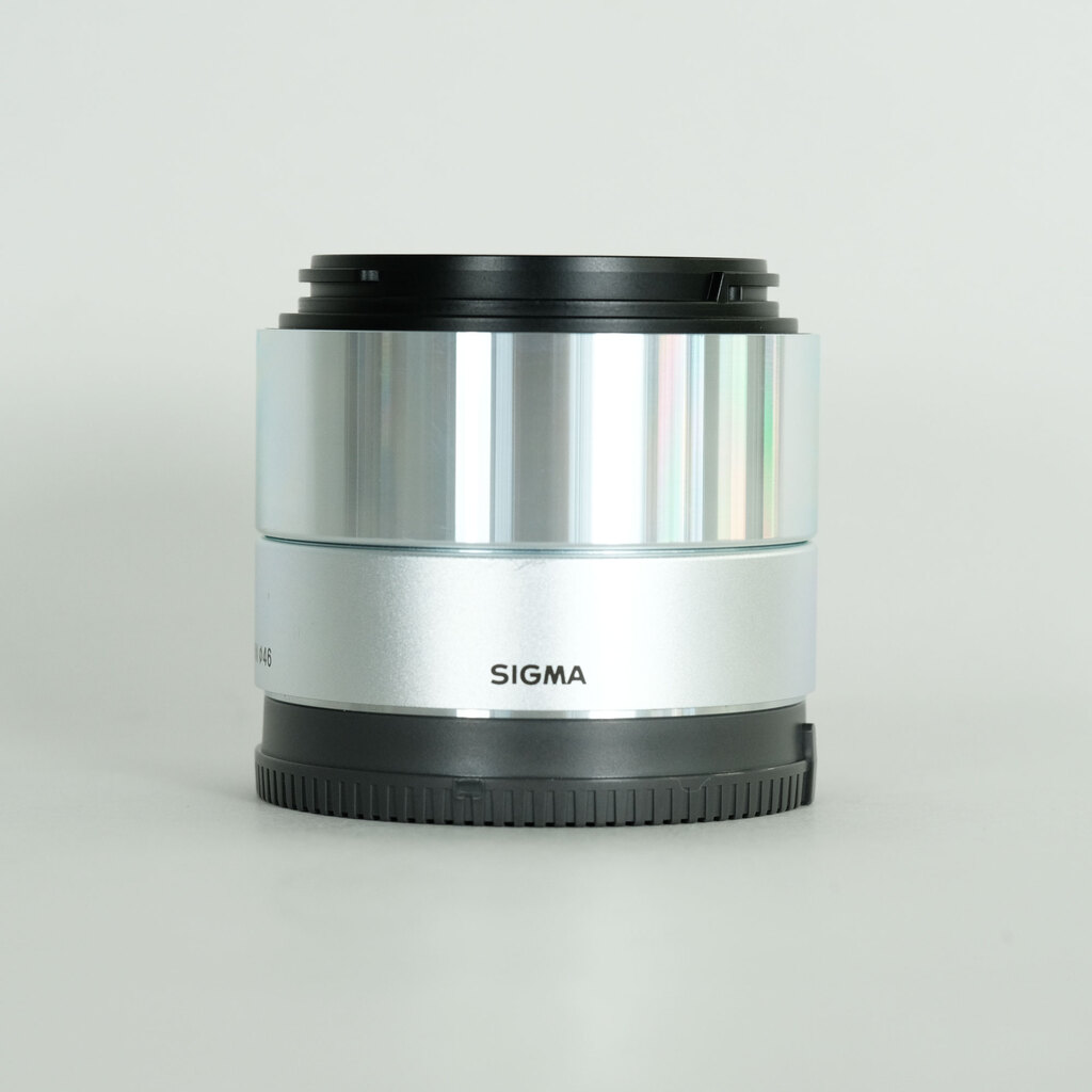 SIGMA A 19mm F2.8 DN (ソニーE用)　シルバー