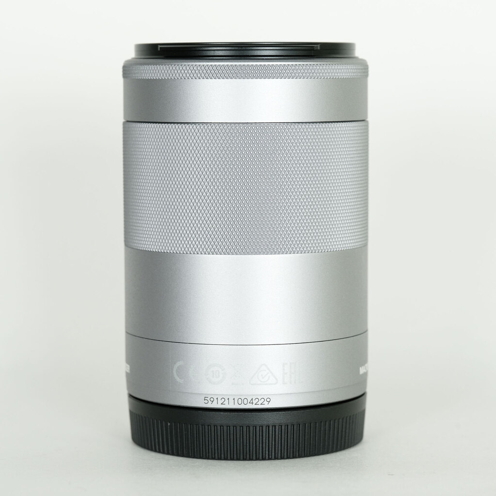 Canon EF-M55-200mm F4.5-6.3 IS STM シルバー