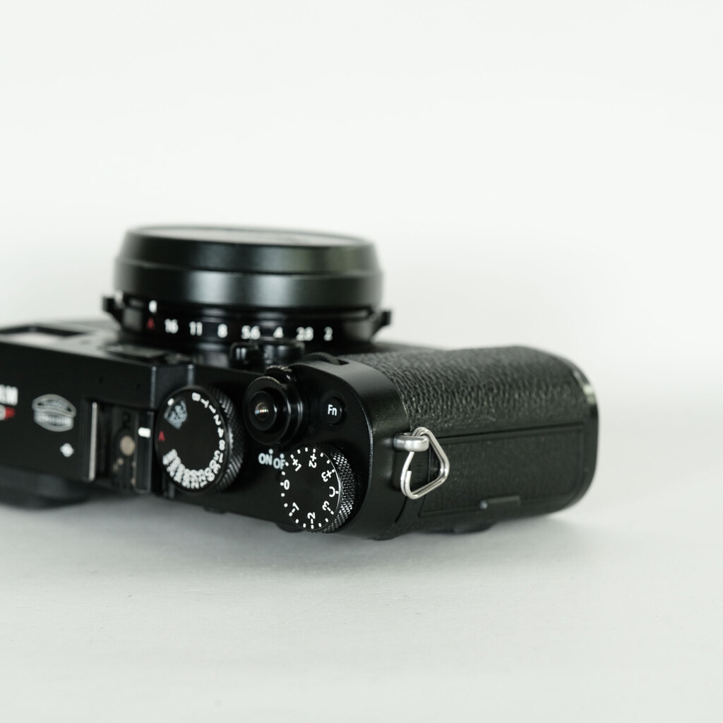 FUJIFILM X100F ブラック