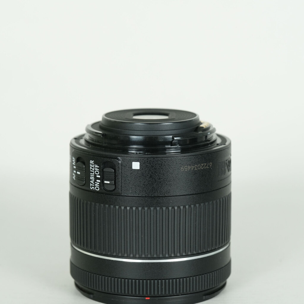 Canon EF-S18-55mm F4-5.6 IS STM