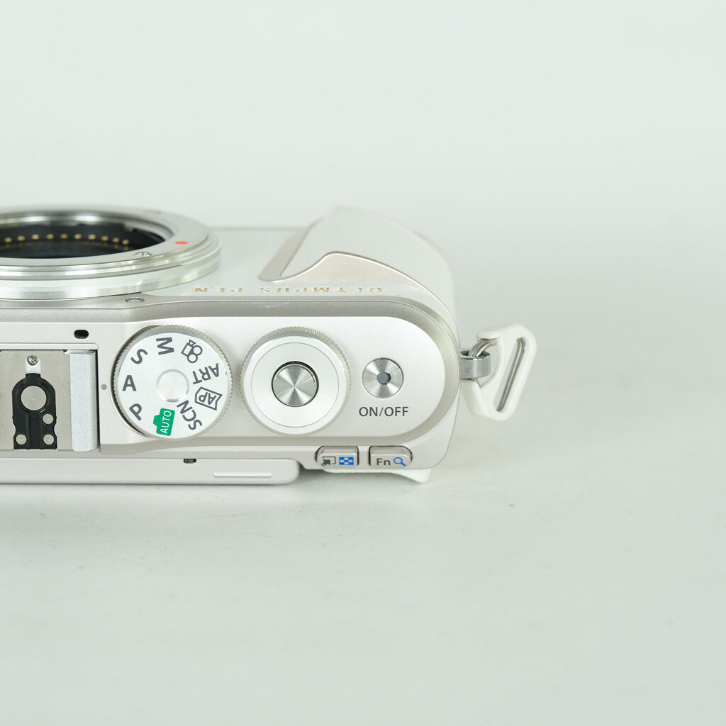 OLYMPUS PEN E-PL10 OLYMPUS PEN E-PL10