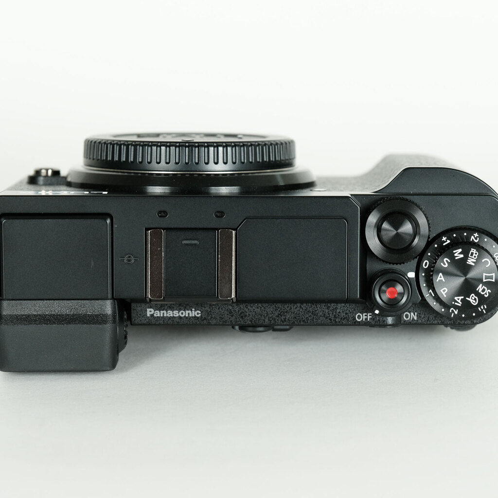 Panasonic LUMIX DC-GX7MK3 ブラック