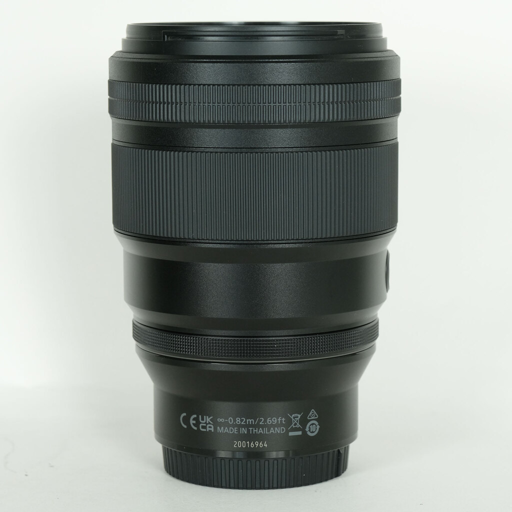 Nikon NIKKOR Z 135mm f/1.8 S Plena
