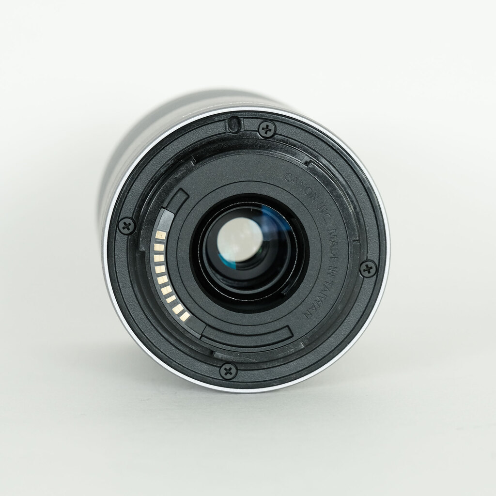 Canon EF-M55-200mm F4.5-6.3 IS STM シルバー