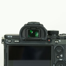 SONY α7 III(ILCE-7M3) SONY α7 III(ILCE-7M3)