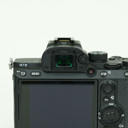 SONY α7 III(ILCE-7M3) SONY α7 III(ILCE-7M3)