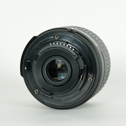 Nikon AF-S DX NIKKOR 18-55mm f3.5-5.6G VR II Nikon AF-S DX NIKKOR 18-55mm f3.5-5.6G VR II