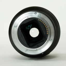 SONY FE 90mm F2.8 Macro G OSS SEL90M28G