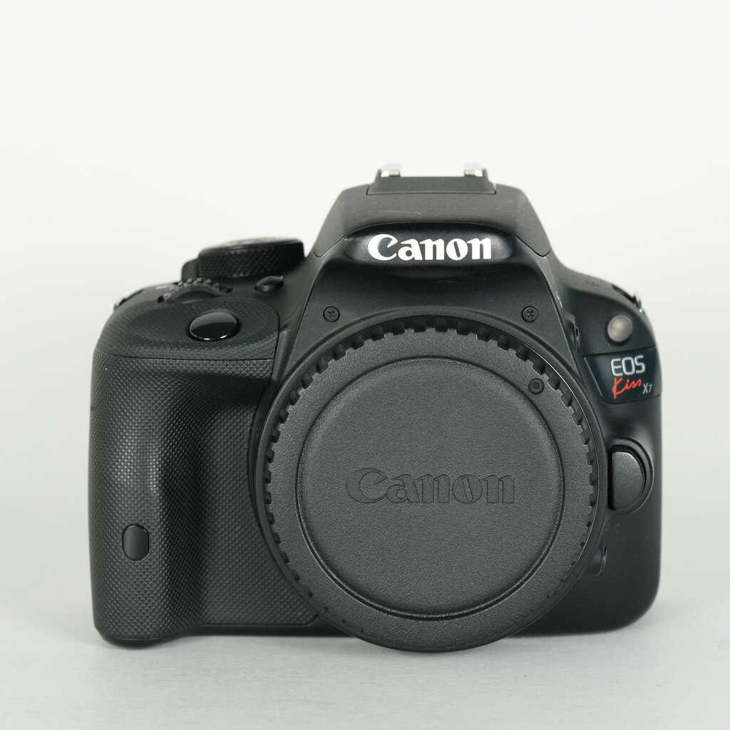 Canon EOS Kiss X7