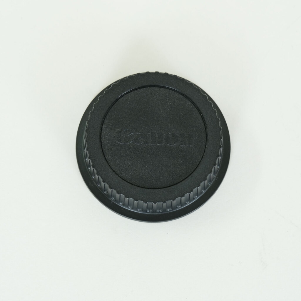 Canon EF-S10-18mm F4.5-5.6 IS STM