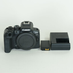 Canon EOS R10