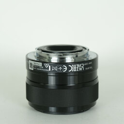 SONY E 35mm F1.8 OSS SEL35F18