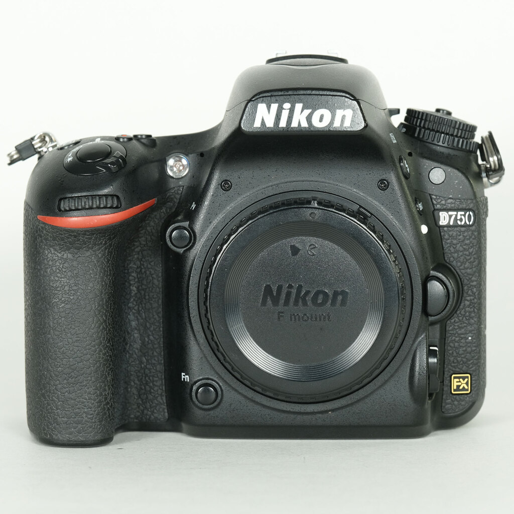 Nikon D750