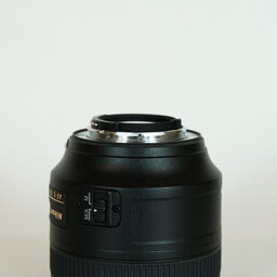 Nikon AF-S NIKKOR 85mm f/1.8G