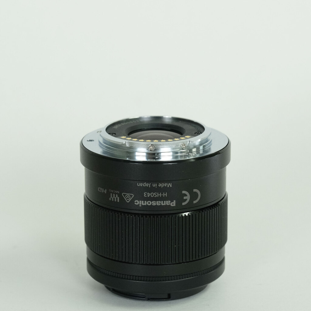 Panasonic LUMIX G 42.5mm / F1.7 ASPH. / POWER O.I.S.