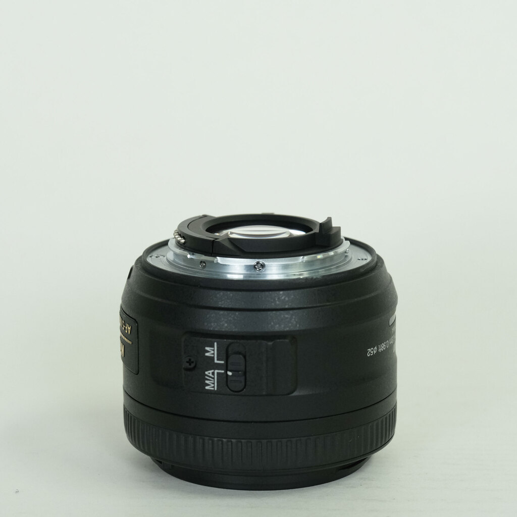 Nikon AF-S DX NIKKOR 35mm f/1.8G