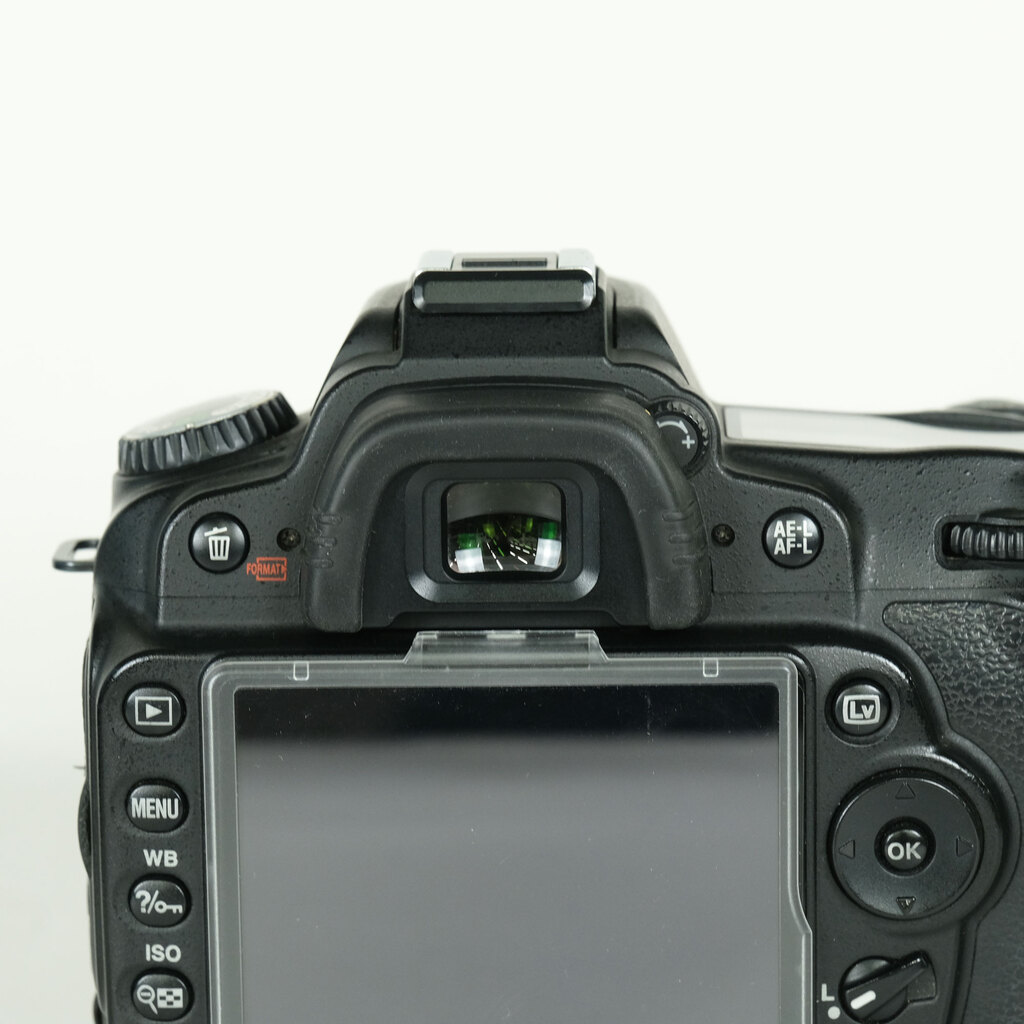 Nikon D90 ボディの出品 | ONE SCENE（ワンシーン）