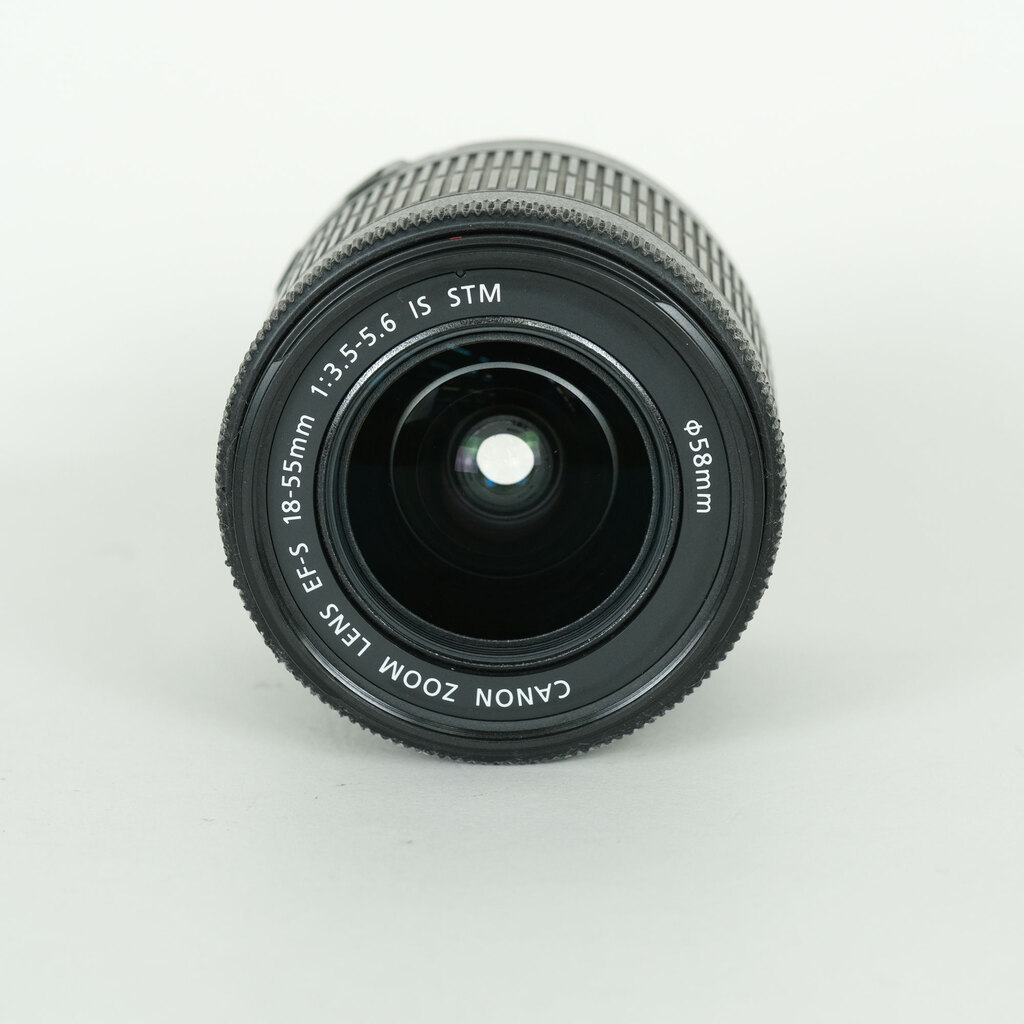Canon EF-S18-55mm F3.5-5.6 IS STM