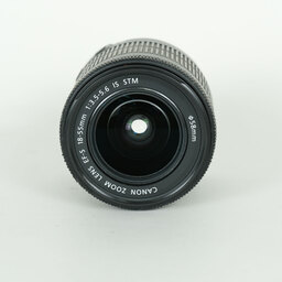 Canon EF-S18-55mm F3.5-5.6 IS STM