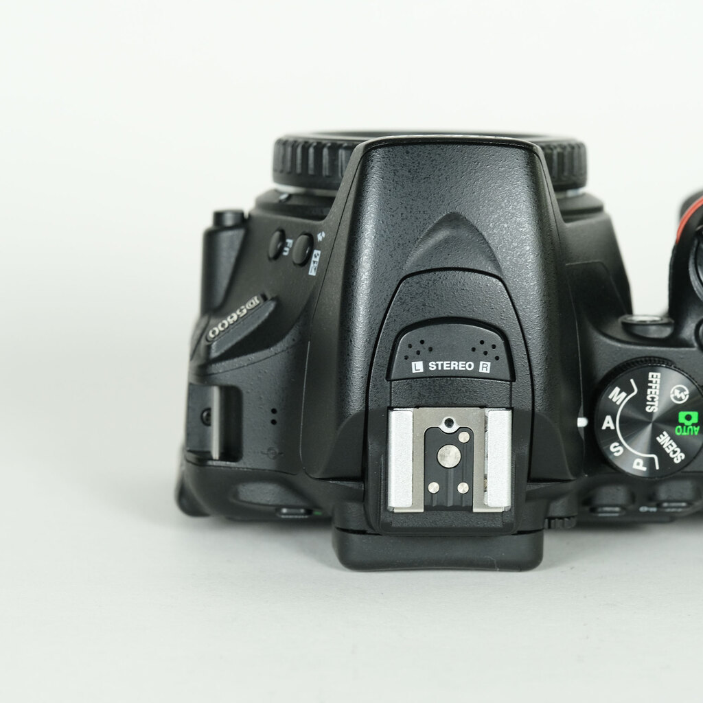 Nikon D5600