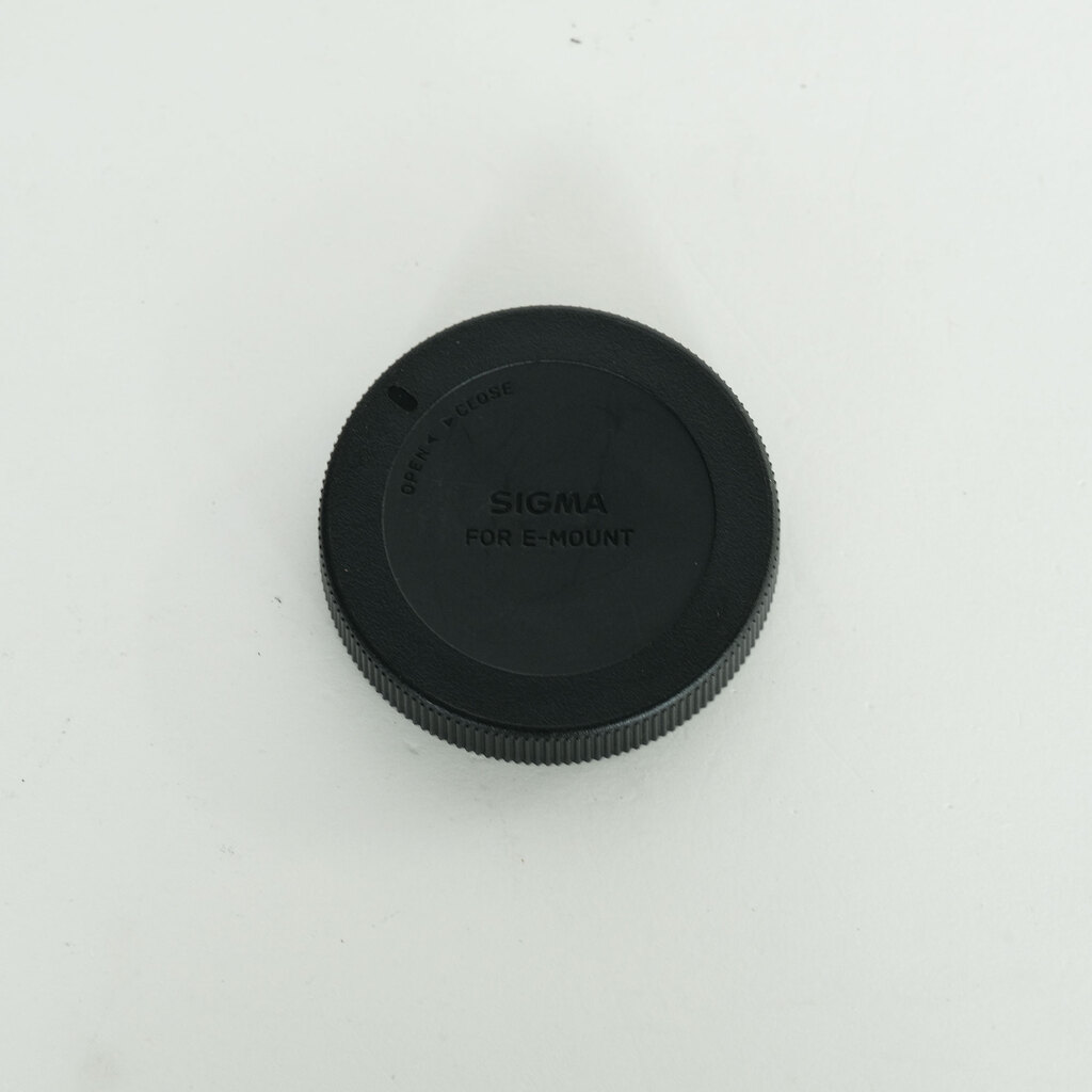 SIGMA 70mm F2.8 DG MACRO｜Art [ソニーE用]