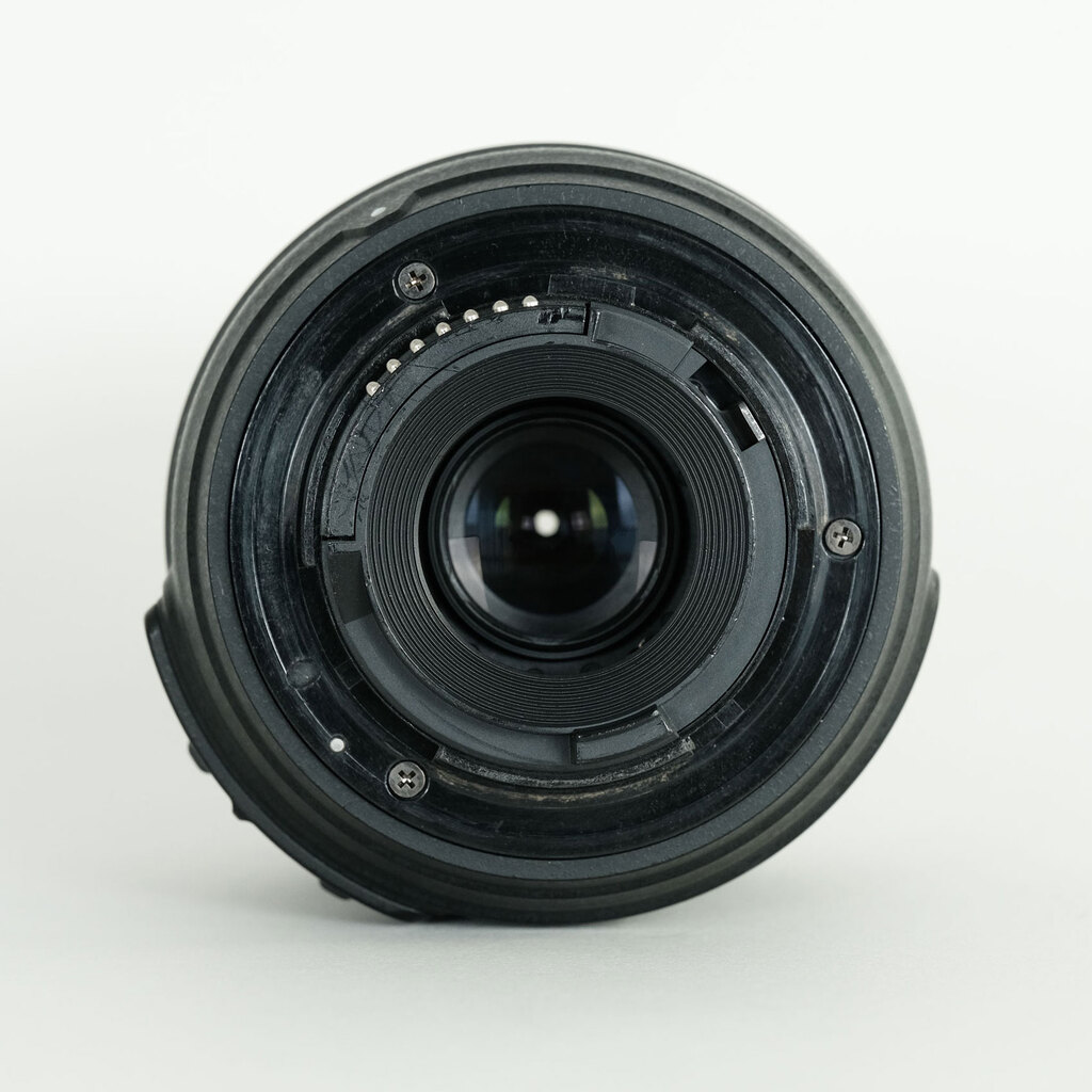 Nikon AF-S DX NIKKOR 18-55mm F3.5-5.6 G VR