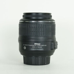 Nikon AF-S DX NIKKOR 18-55mm F3.5-5.6 G VR