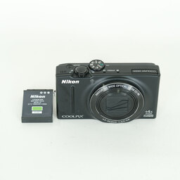 Nikon COOLPIX S8200 ノーブルブラック