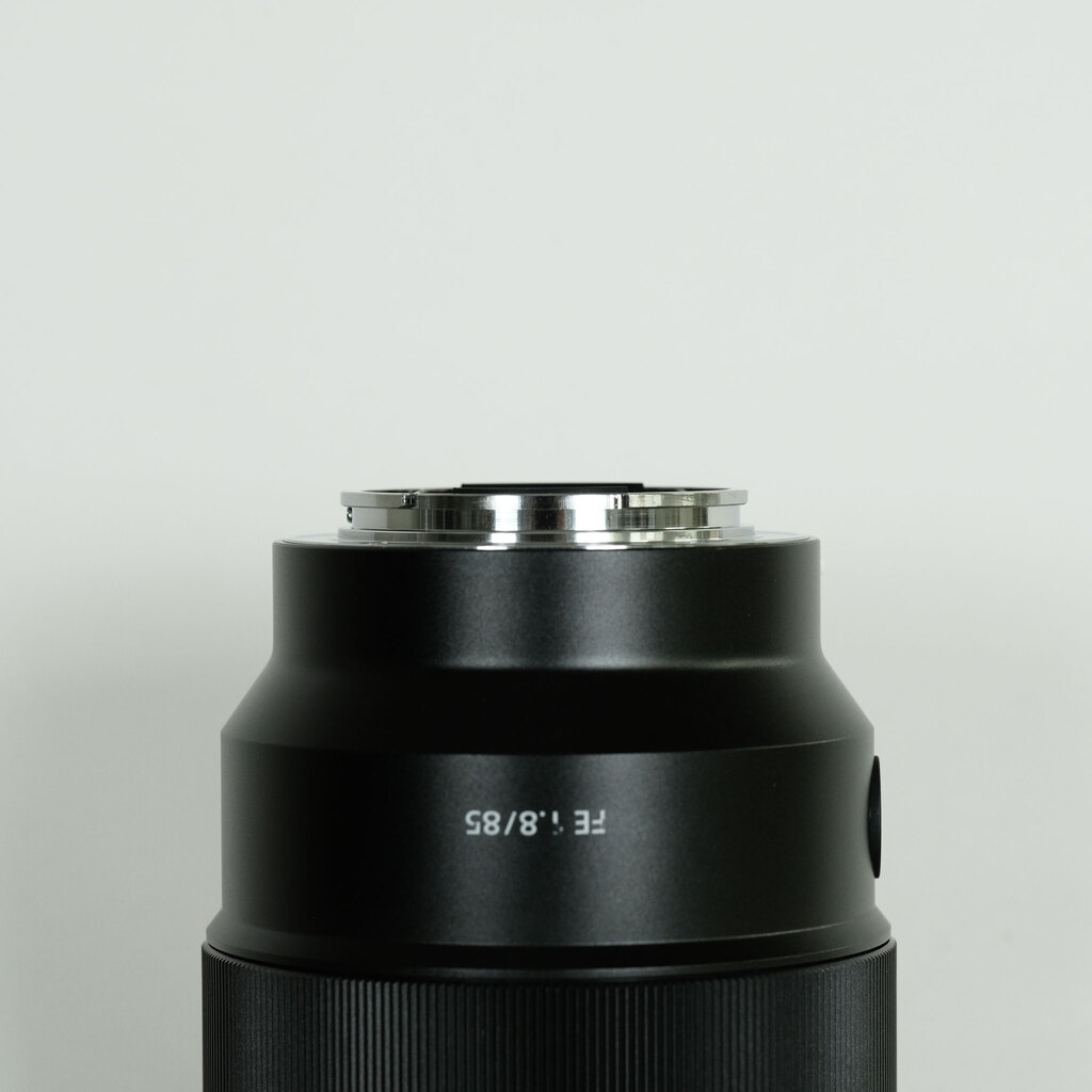 SONY FE 85mm F1.8 SEL85F18