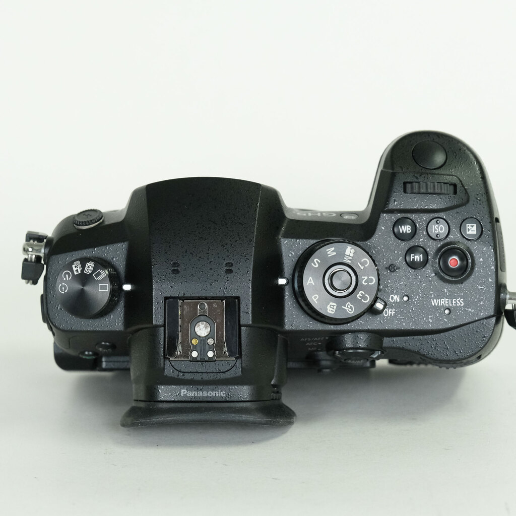 Panasonic LUMIX DC-GH5