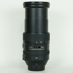 Nikon AF-S NIKKOR 28-300mm f/3.5-5.6G ED VR Nikon AF-S NIKKOR 28-300mm f/3.5-5.6G ED VR