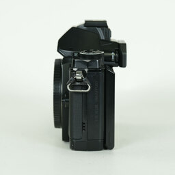 OLYMPUS OM-D E-M5 ボディ ブラック