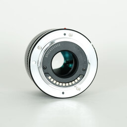 Panasonic LUMIX G 42.5mm / F1.7 ASPH. / POWER O.I.S.