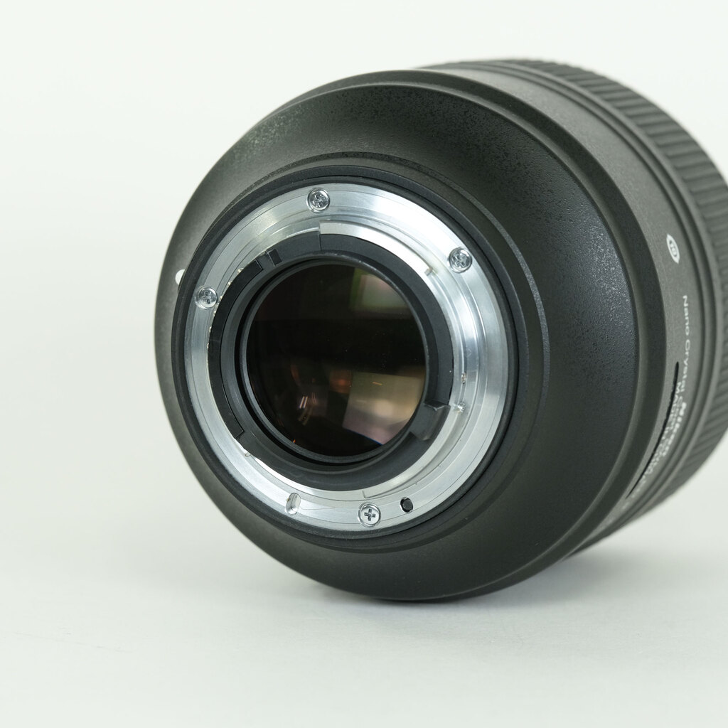 Nikon AF-S NIKKOR 105mm f/1.4E ED Nikon AF-S NIKKOR 105mm f/1.4E ED