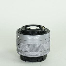 Canon EF-M15-45mm F3.5-6.3 IS STM