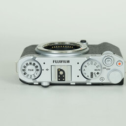 FUJIFILM X-M5 FUJIFILM X-M5