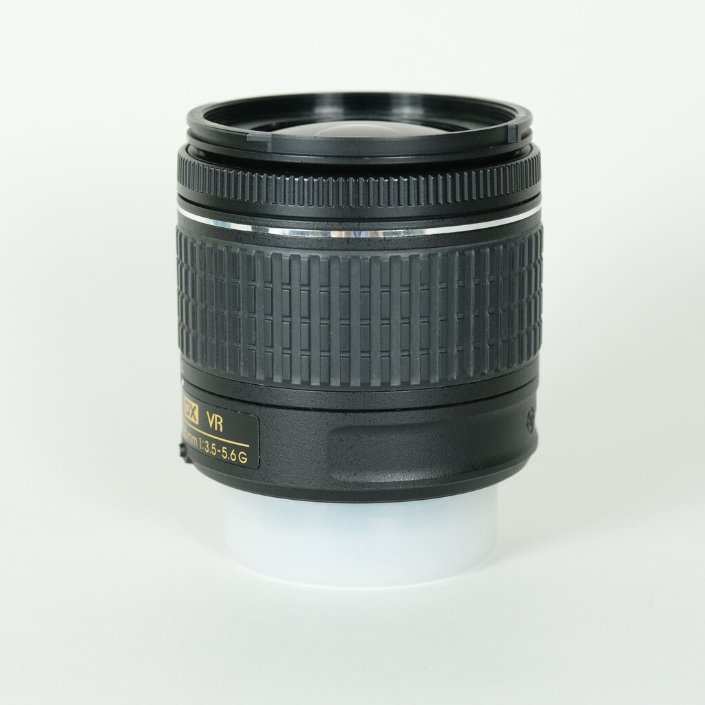 Nikon AF-P DX NIKKOR 18-55mm F3.5-5.6G VR Nikon AF-P DX NIKKOR 18-55mm F3.5-5.6G VR