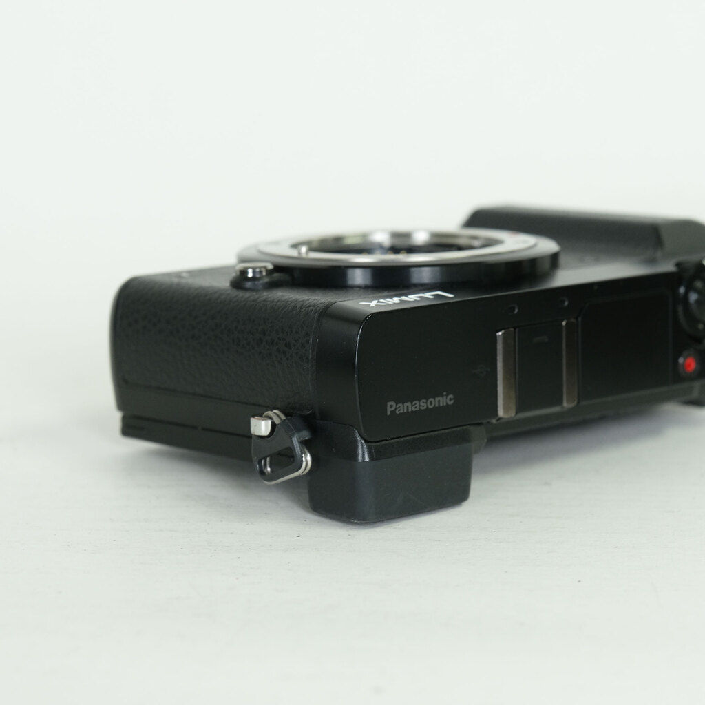 Panasonic LUMIX DMC-GX7MK2 ボディ ブラック