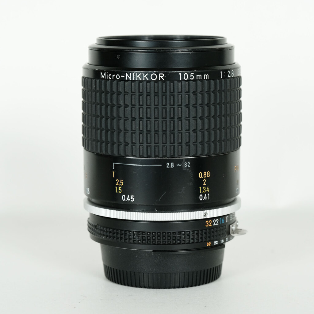 Nikon Ai Micro-Nikkor 105mm F2.8S