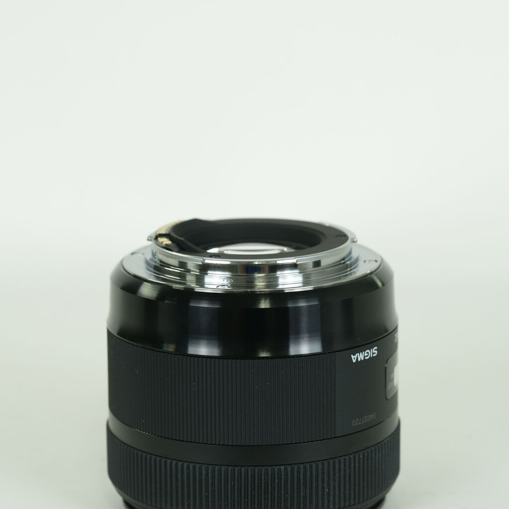 SIGMA 30mm F1.4 DC HSM | Art [キヤノン用]