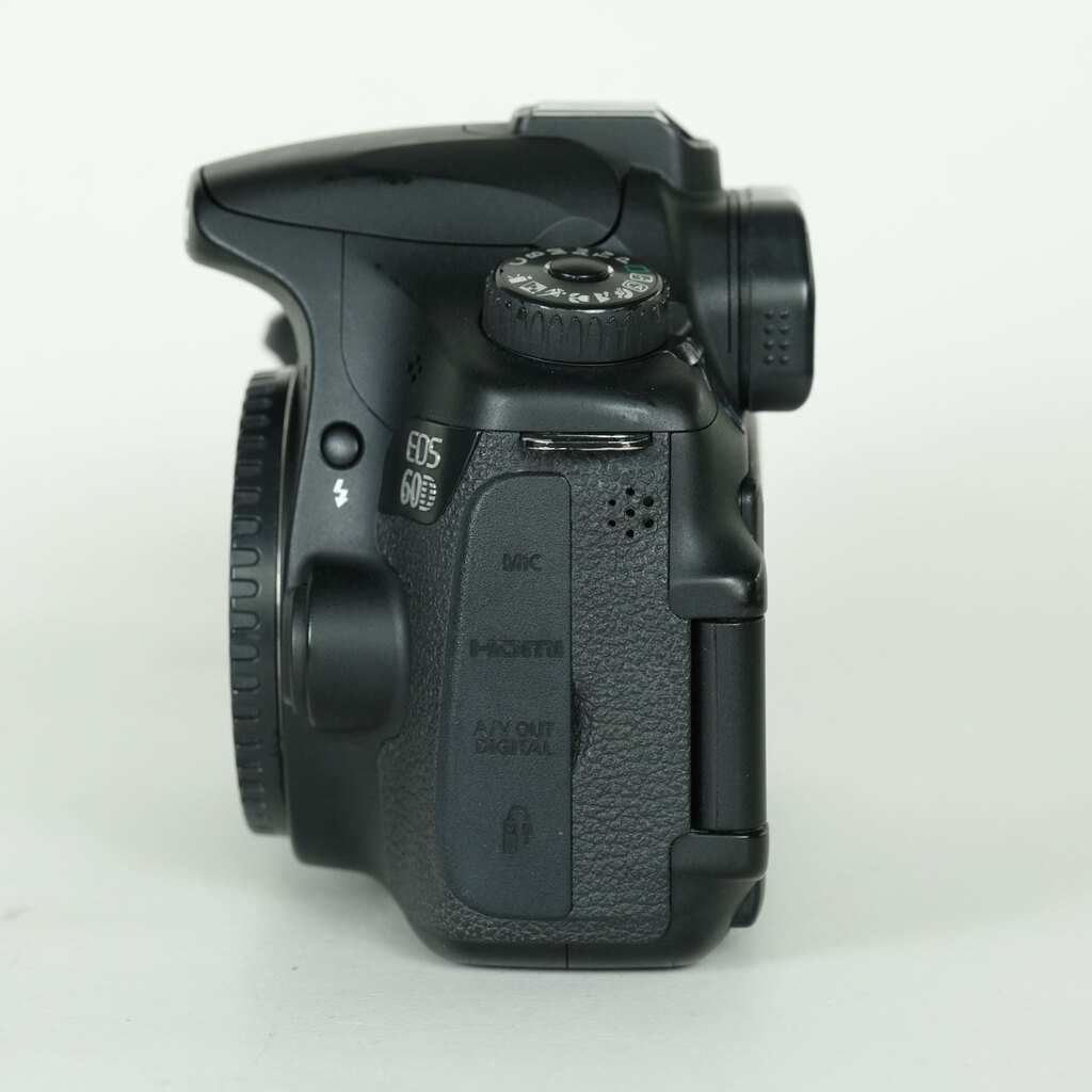 Canon EOS 60D ボディ