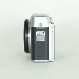FUJIFILM X-A5