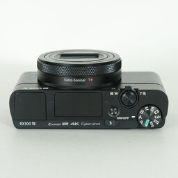 SONY Cyber-shot DSC-RX100M7