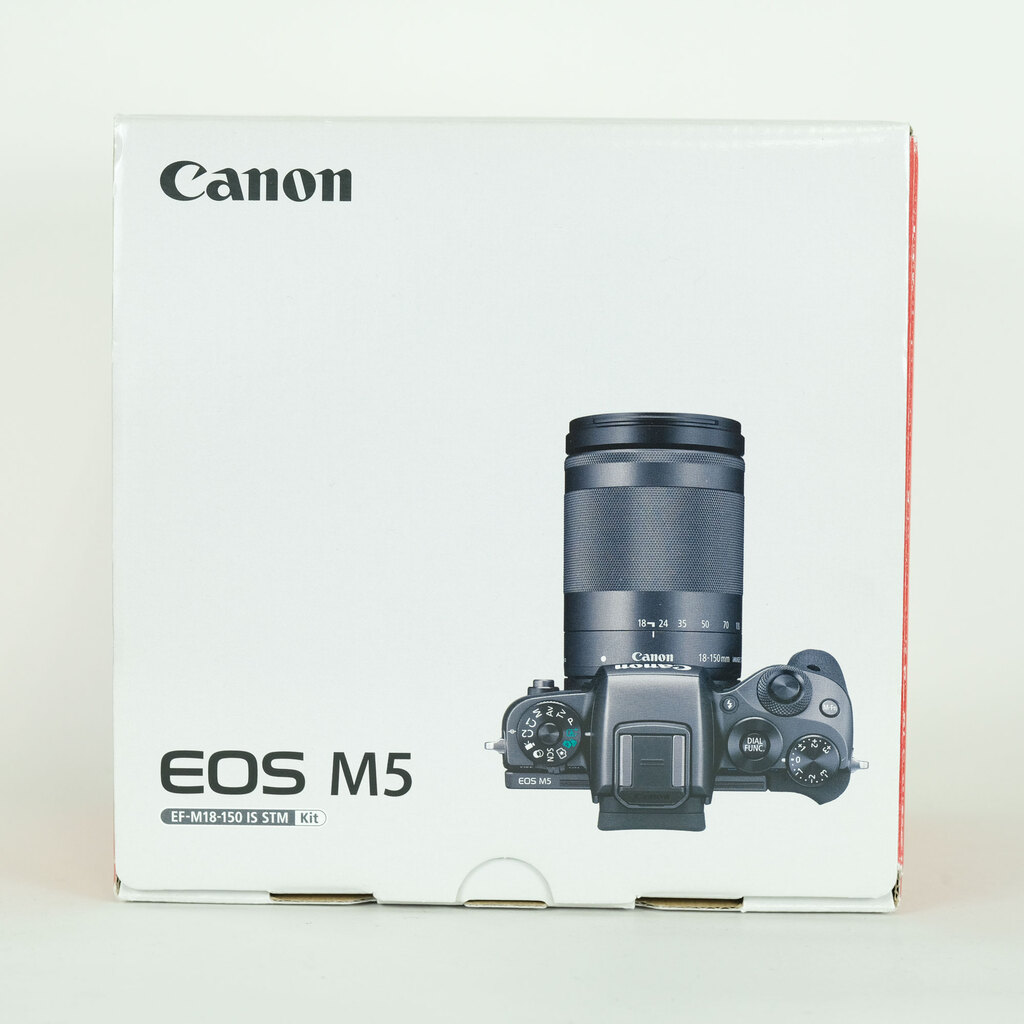 Canon EOS M5