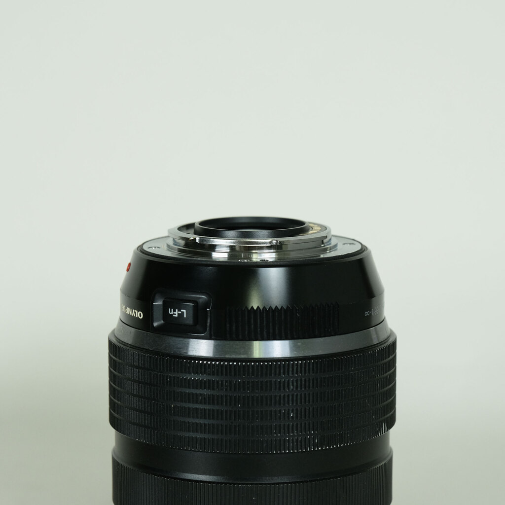 OLYMPUS M.ZUIKO DIGITAL ED 12-40mm F2.8 PRO