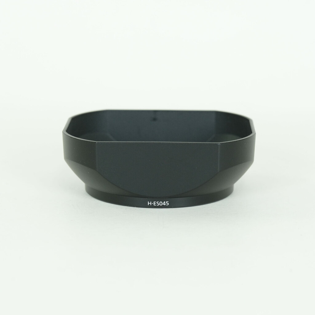 Panasonic LEICA DG MACRO-ELMARIT 45mm F2.8 ASPH. MEGA O.I.S.